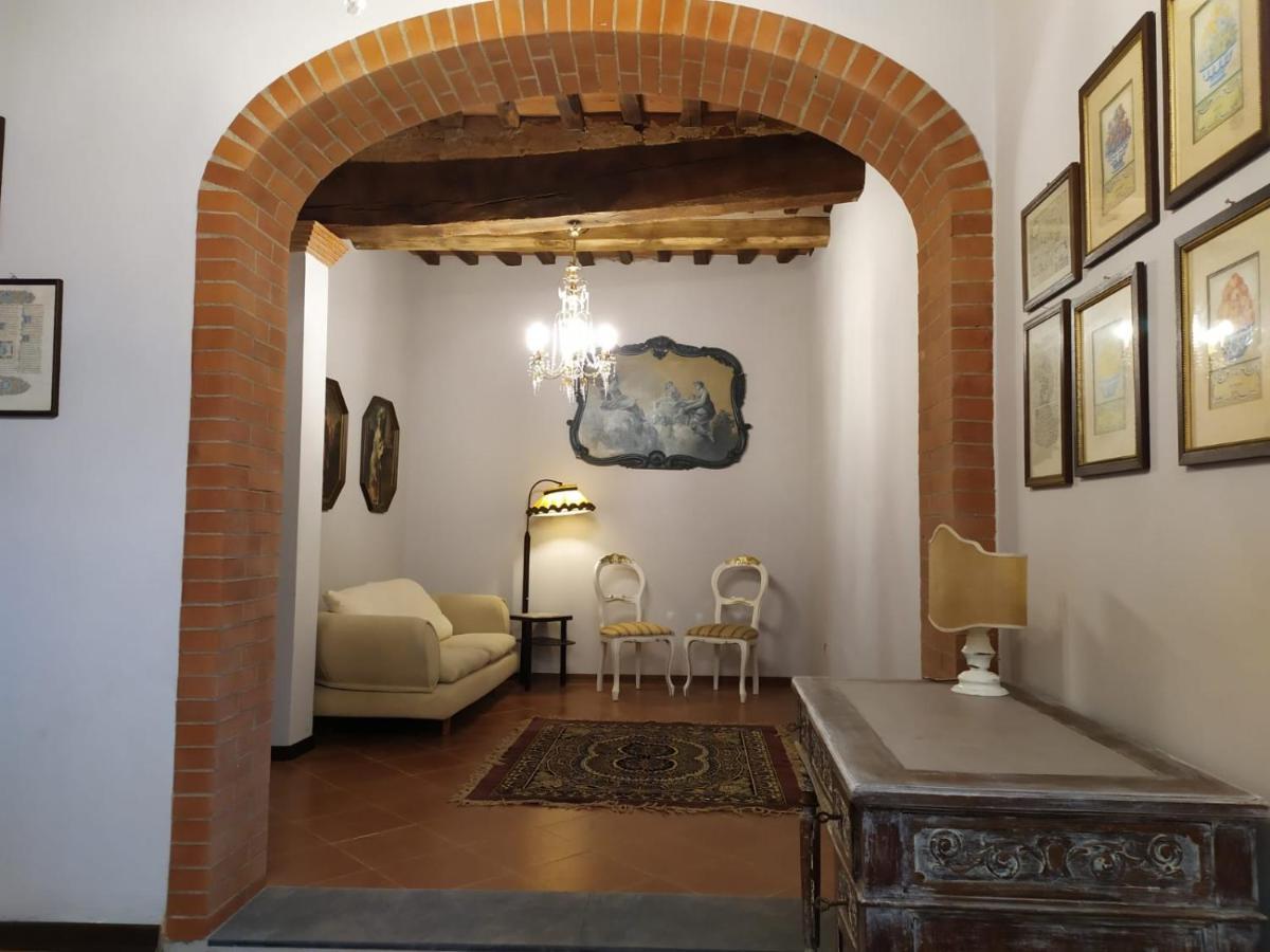 Borgo Antico Villa Lari Luaran gambar