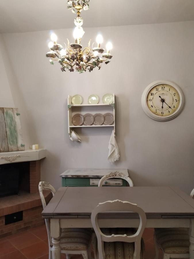 Borgo Antico Villa Lari Luaran gambar